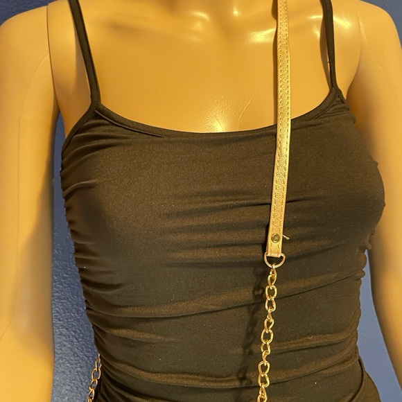 METAL HANDLE SMARTPHONE- FRIENDLY WALLET CROSSBODY - Picture 8 of 9